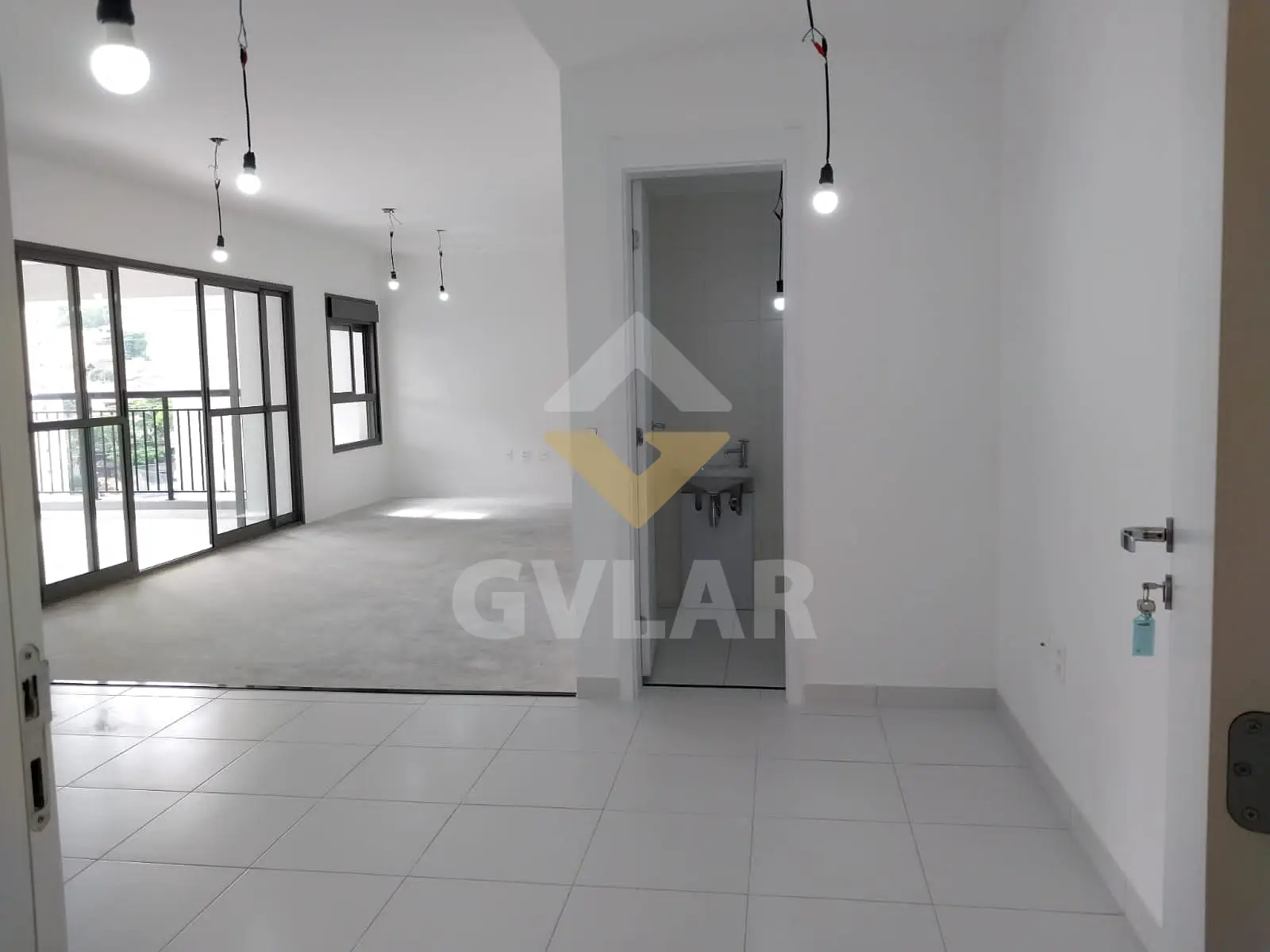 APARTAMENTO DE ALTO PADÃO - 3 SUÍTES COM LAZER
